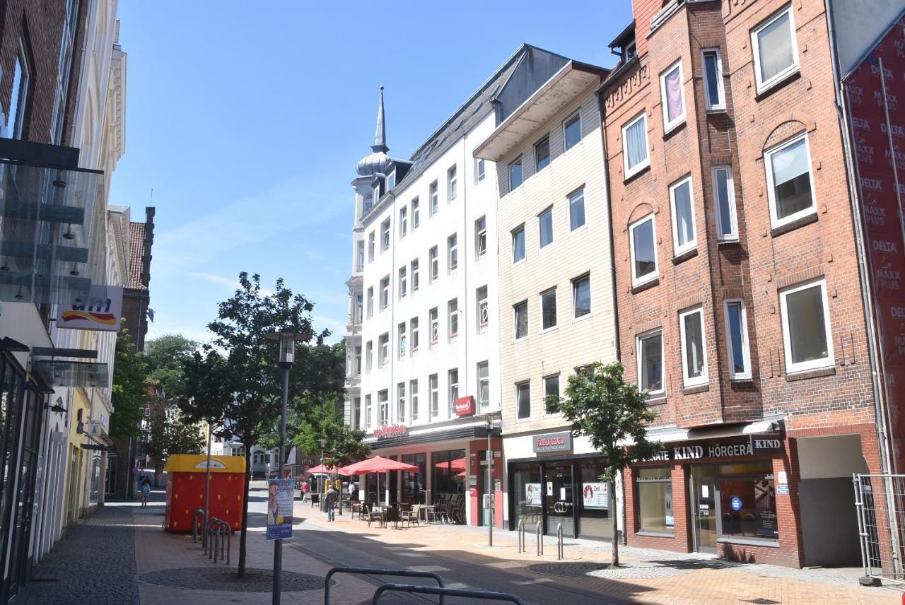 Fewo1846 - An Der Galerie - Komfortables Apartment Im 2 Og Mitten Im Stadtzentrum Flensburg Kültér fotó